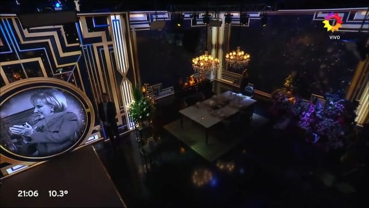 Así comenzó el programa especial de Mirtha Legrand - Fuente: YouTube