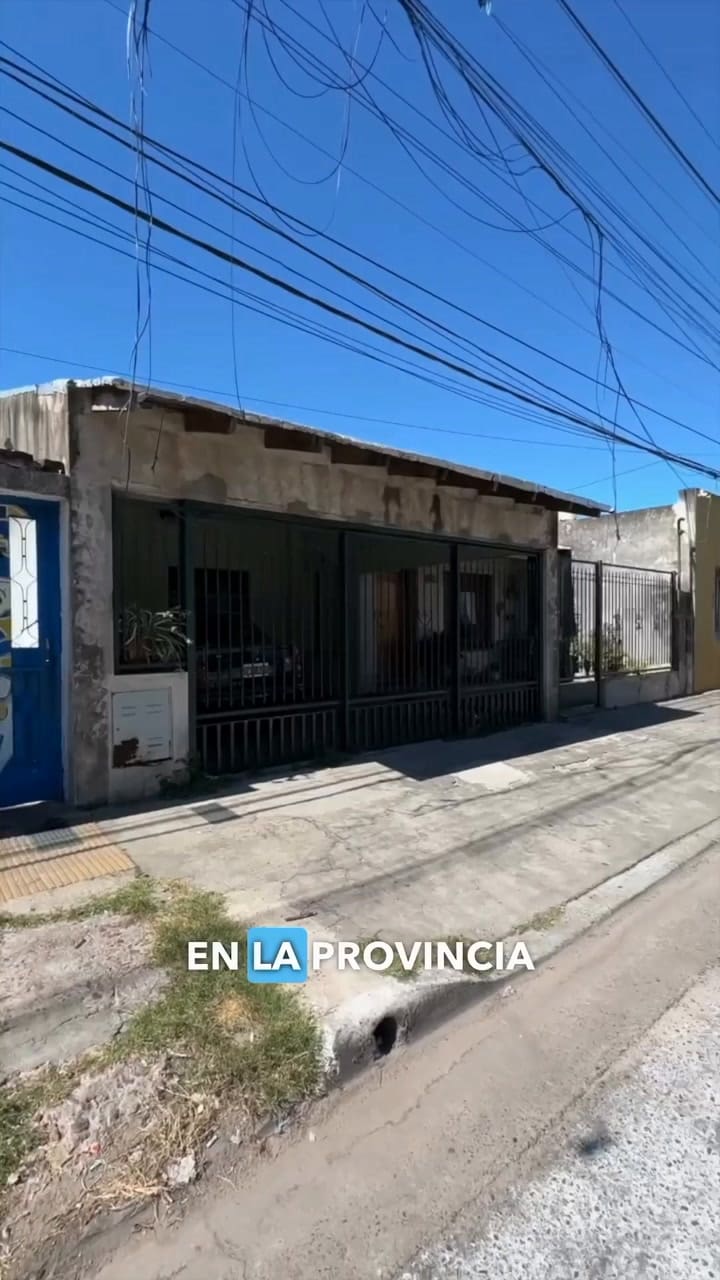 Visité La Casa Donde Creció Lionel Messi En Rosario, Argentina! Queda En El Barrio La Bajada, Un Sector De Clase Trabajadora… Llegar Hasta Aquí Es La Prueba De Que No Importan Nuestros Orígenes, Siempre Tengam