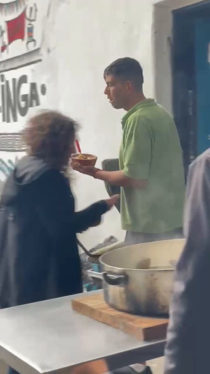 Comedor lo de Santi invita a ayudar ante el avance del frío en la Ciudad
