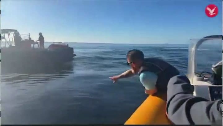 “Está en territorio inglés”, dice el activista sospechado de rajar un bote inflable en el canal de la Mancha