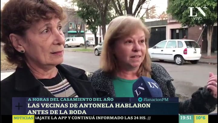 Los vecinos de Rosario le desean felicidad a Messi y Antonela