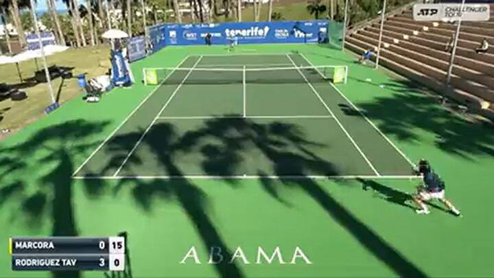 El momento en el que el juez de silla advierte a los jugadores