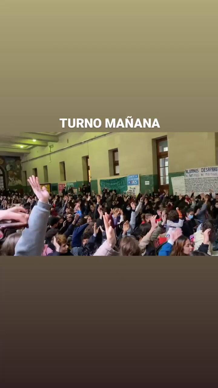 Toman el Colegio Nacional de Buenos Aires para exigir la remoción de un docente y un empleado
