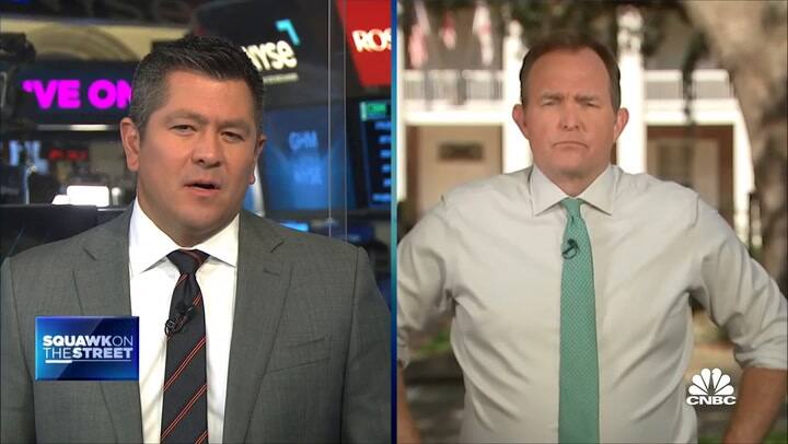 DeSantis invita a Disney a rendirse y resignarse en la batalla legal que mantienen