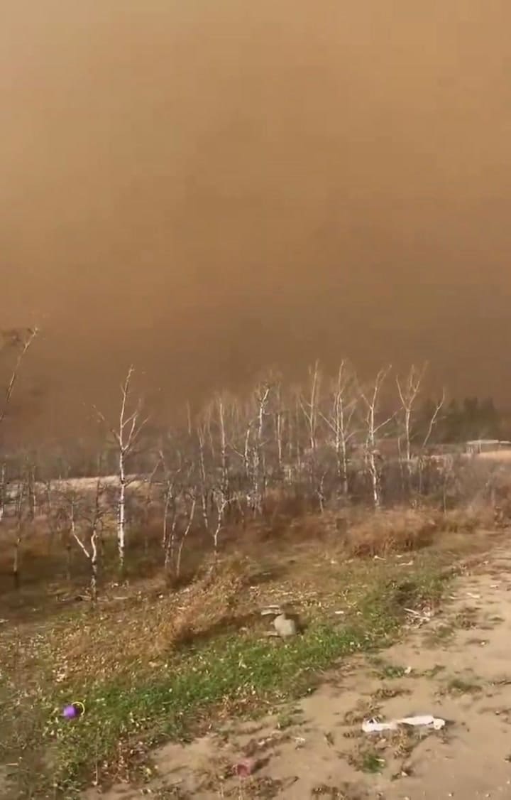 Brutal incendio en una base en Canadá