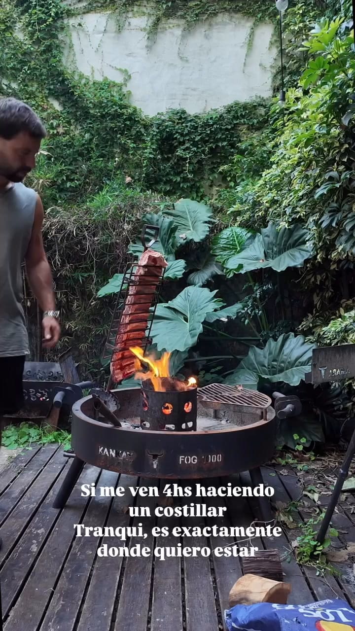 Agustín Sierra mostró su amor por la cocina en redes sociales