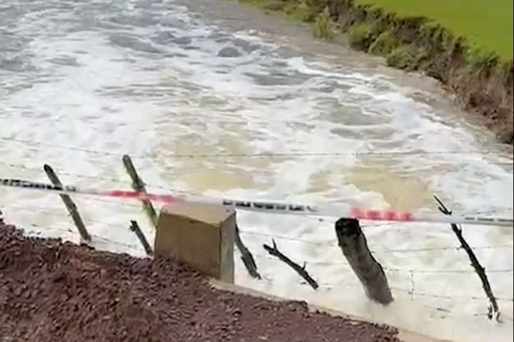 Lluvias torrenciales en Corrientes - GIF
