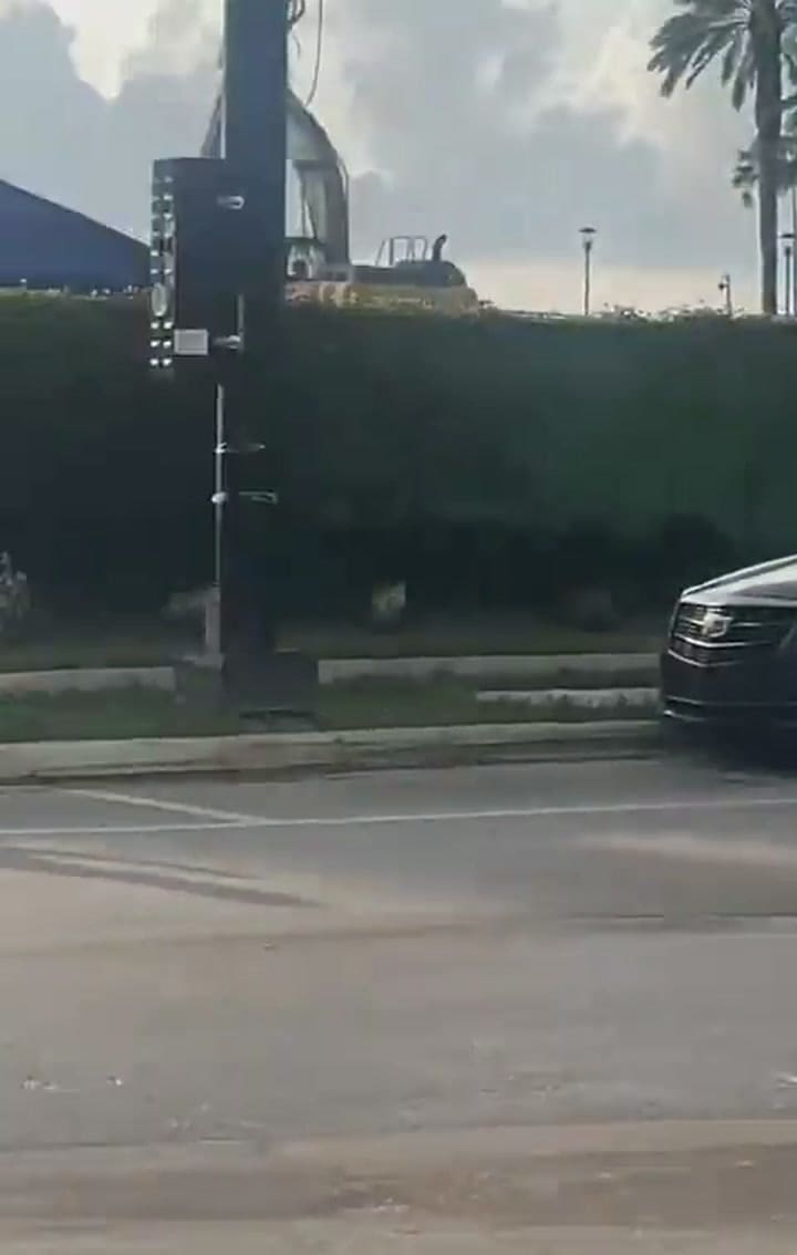 Una máquina perforadora se desplomó en Miami y cuatro personas resultaron heridas