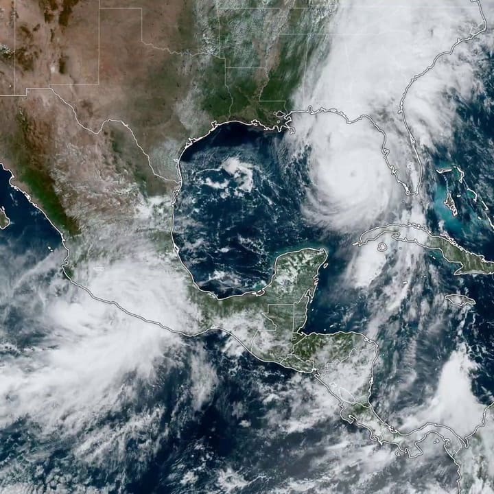 Así se ve desde el espacio el paso de Helene por Florida y John en el Pacífico