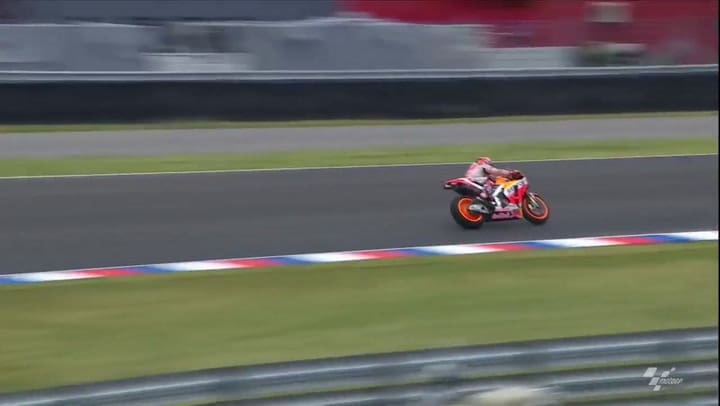 Rossi fue al piso en 2018 - Fuente: Moto GP
