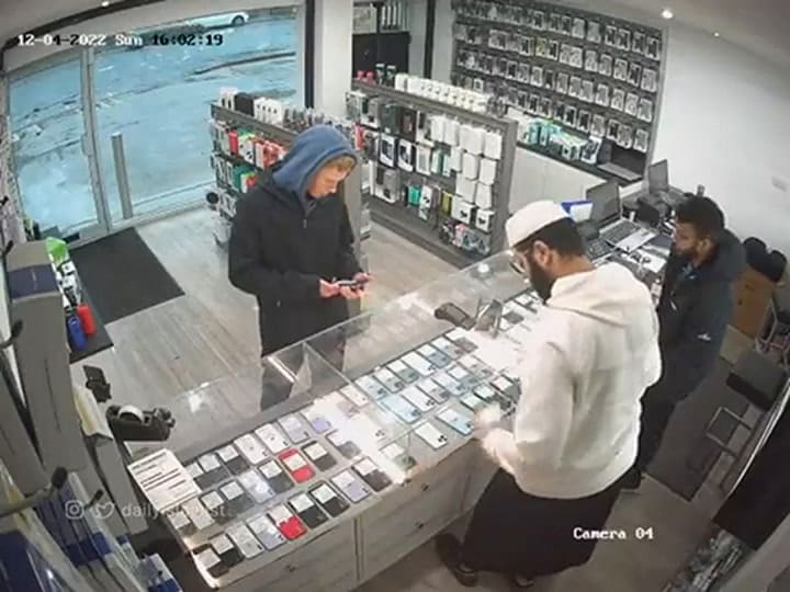 Quiso robarse dos celulares de una tienda pero la puerta lo impidió