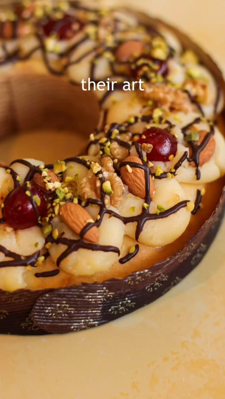 Nina & Marisol, The Creative Artists Behind Amsterdam Baking Company! Let’s Take A Look Together At Their Creations Which One Is Your Favorite ——————Nina & Marisol, De Creatieve Kunstenaars Achter Ams
