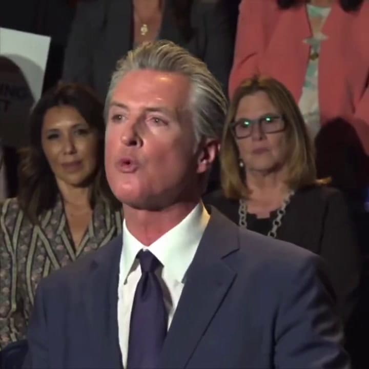 Gavin Newsom apuntó contra Donald Trump