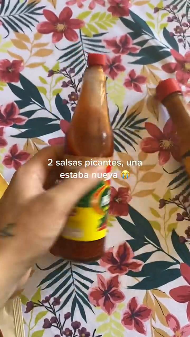 Quiso ordenar la heladera de sus abuelos y encontró un repugnante hallazgo