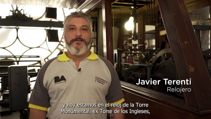 Así trabajan los relojeros de la Torre de los Ingleses