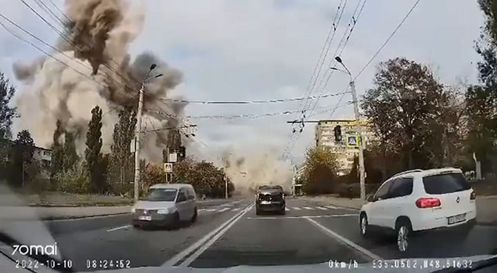 Así viven los ciudadanos de la Dnipro, en Ucrania, los nuevos bombardeos de Rusia