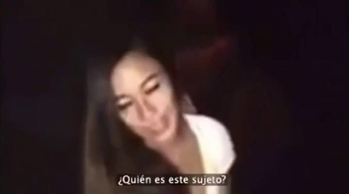 El padrino de la boda la encontró besando al mozo en pleno casamiento y grabó el momento