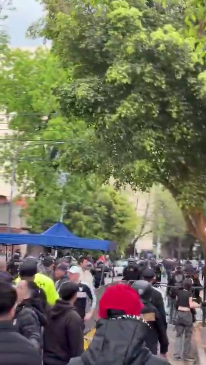 Durante los enfrentamientos se escucharon disparos