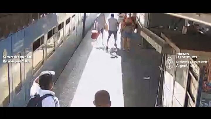 Pelea a cuchillazos en la estación de tren de José C. Paz