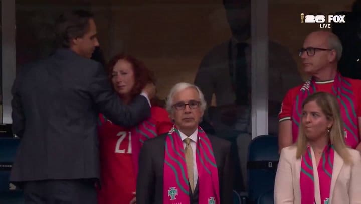 La emoción de los padres de Diogo Jota tras el homenaje a su hijo