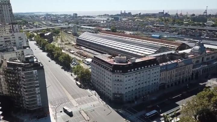 La Argentina desierta: desde un drone, así se ve la cuarentena en todo el país