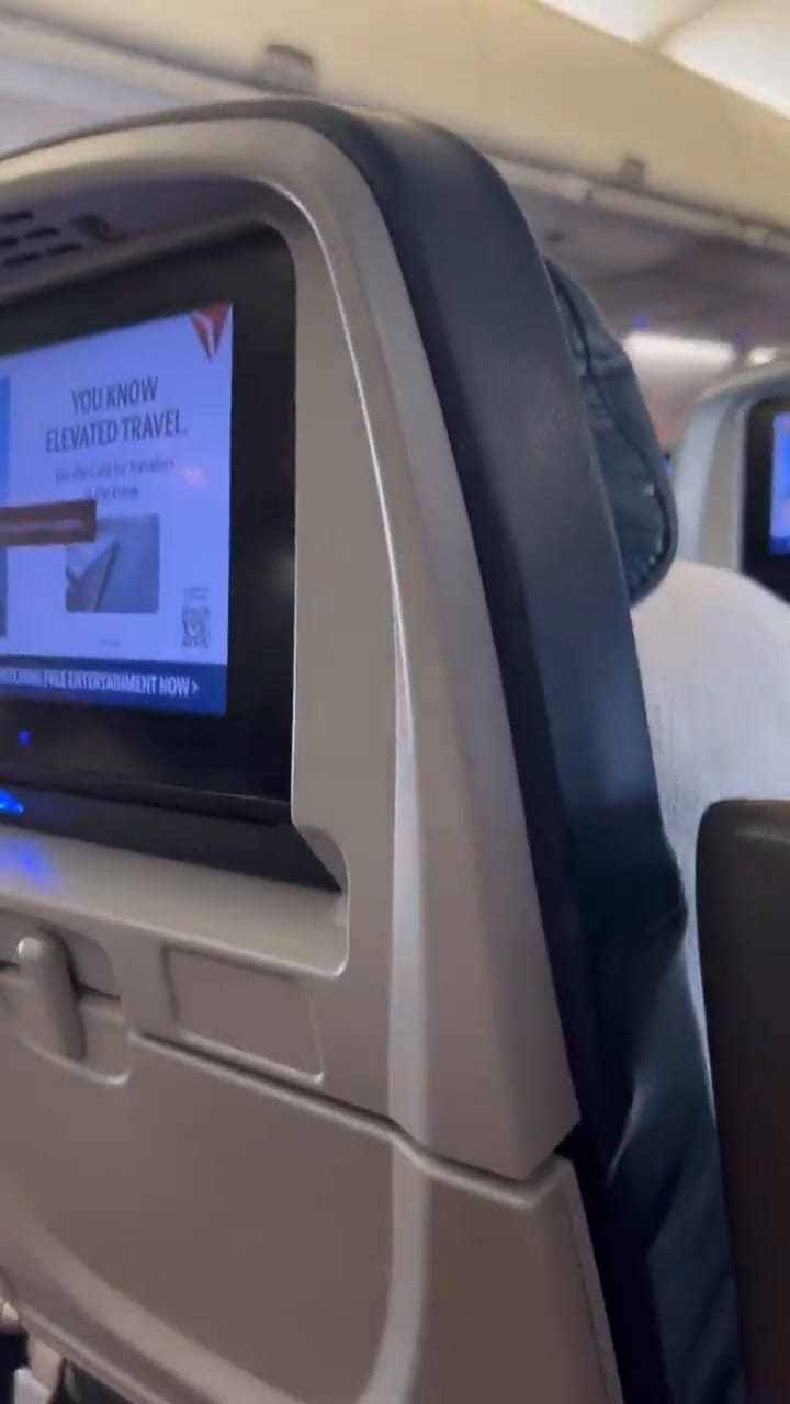 Varios pasajeros de un avión sufrieron desmayos por el calor extremo en Las Vegas
