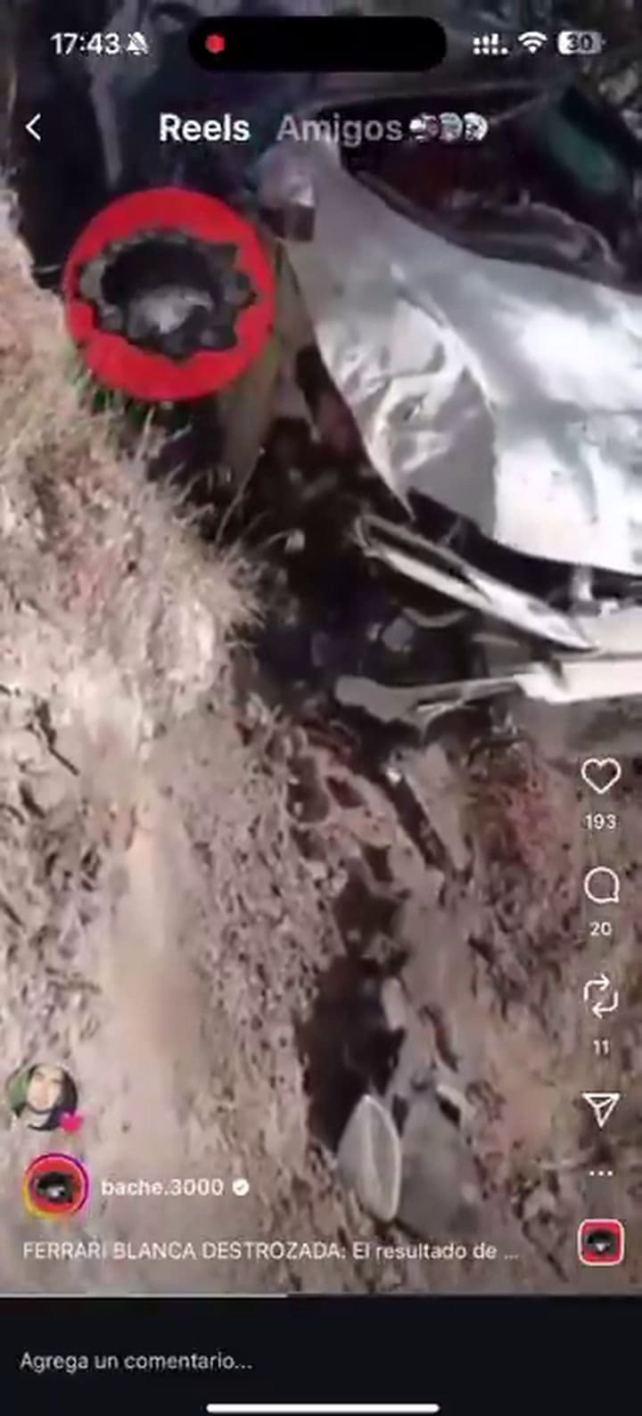 Neuquén: una Ferrari con dos pasajeros circulaba a 200 km/h, se despistó y volcó sobre la ruta Siete Lagos