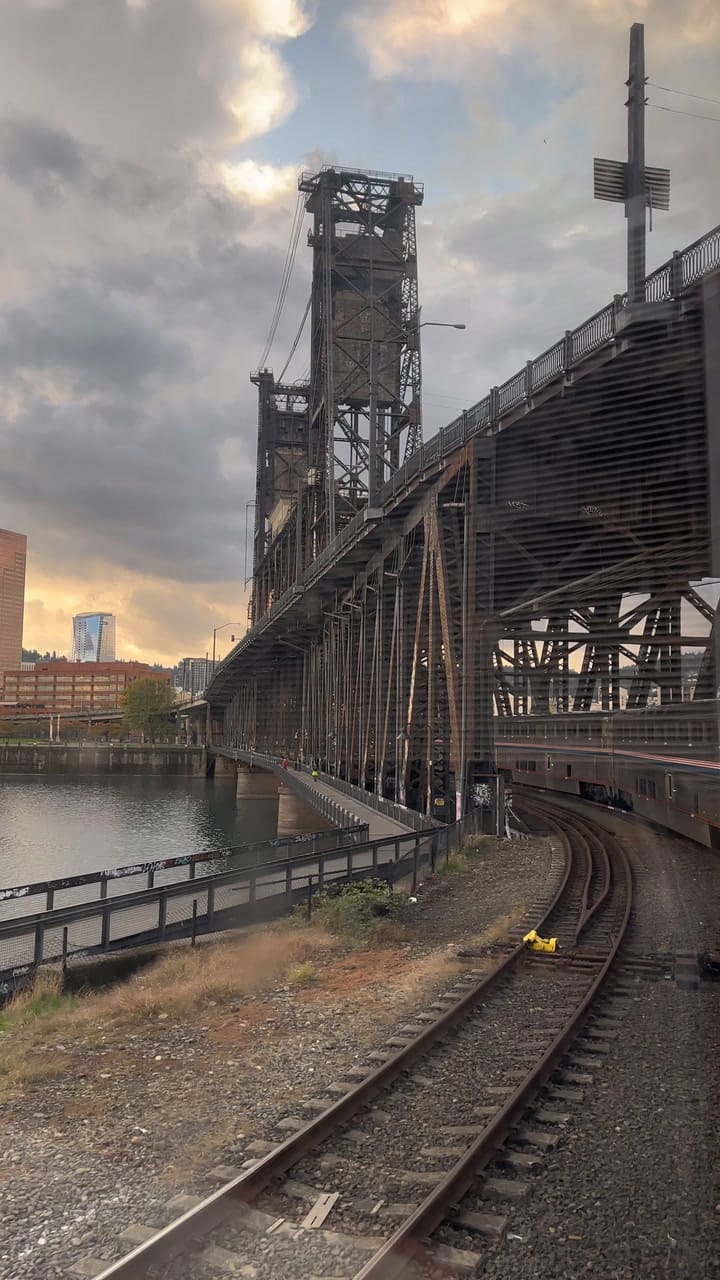 Una pareja contó su experiencia a bordo del Amtrak Coast Starlight