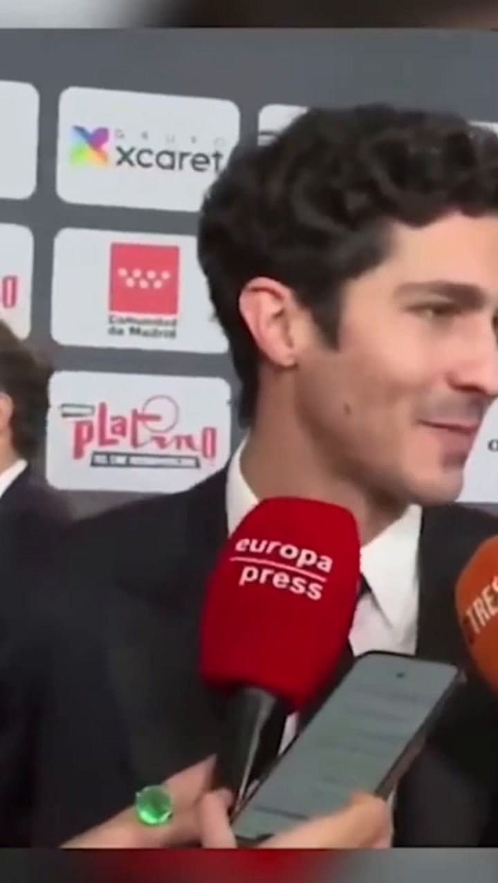 El Chino Darín hablando de Úrsula Corberó: "Si la defino, la limito"