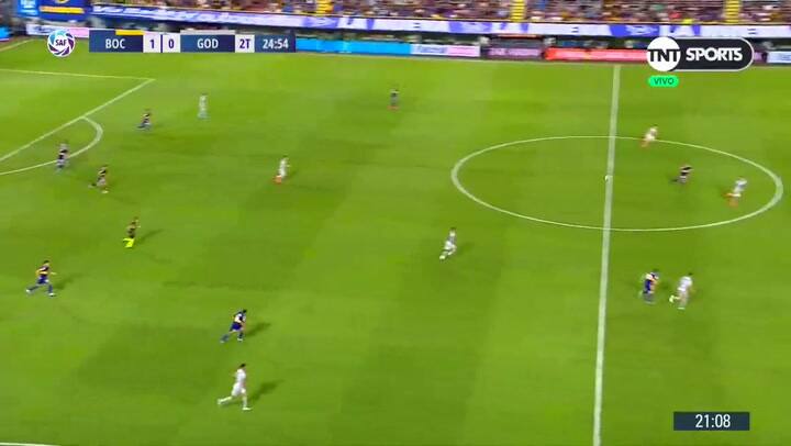 La patada a Tévez