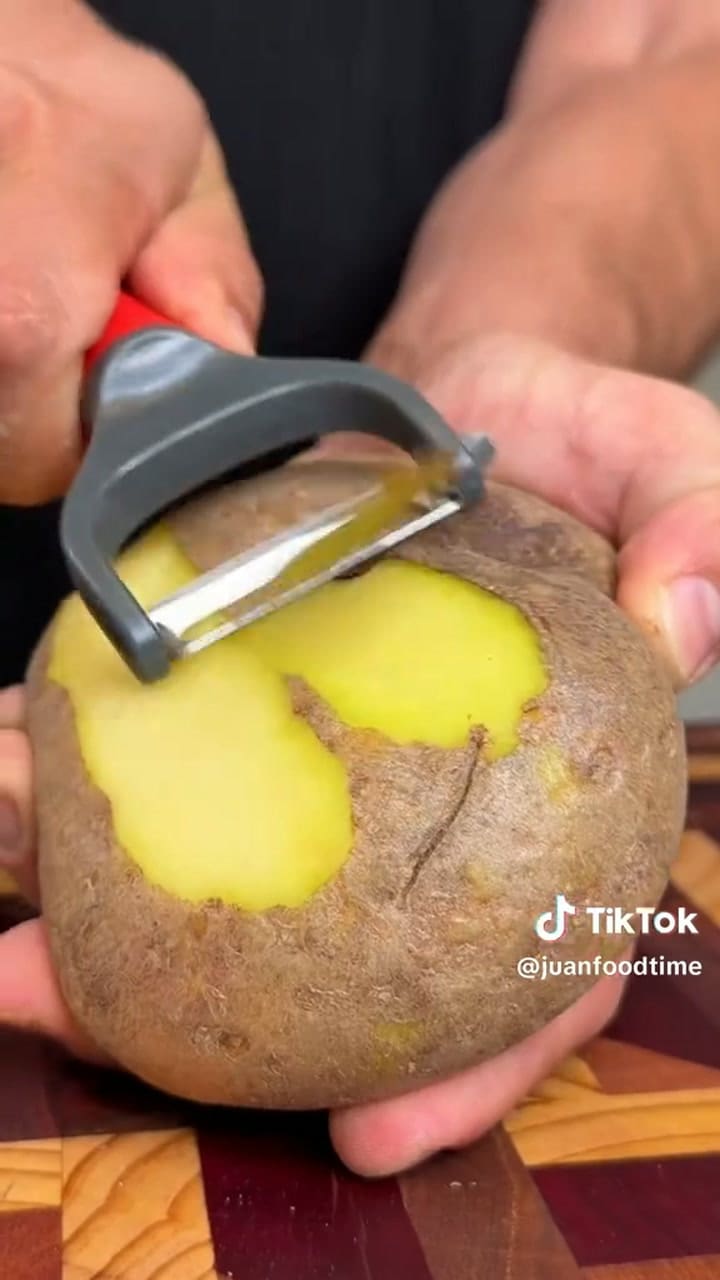 ¿Cómo cocinar papas fritas como las del paquete?
