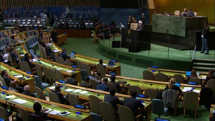 Rohani acusa a EEUU de buscar 'derrocar' al régimen iraní - Fuente: AFP