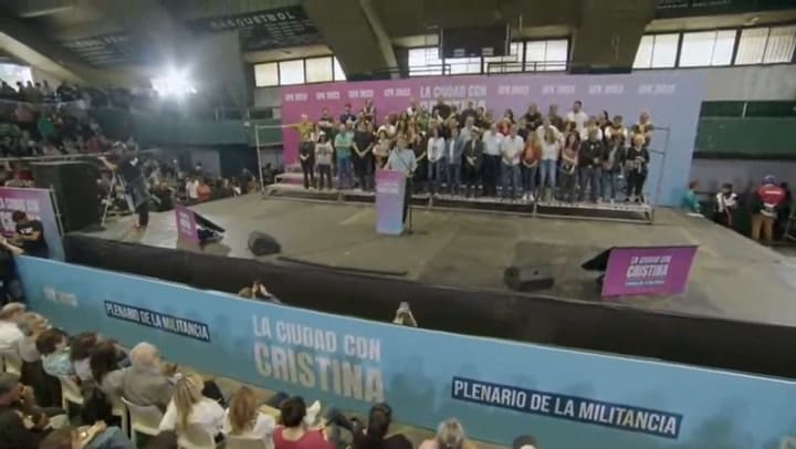 Máximo Kirchner: “La propuesta moderna, digital de la derecha argentina es traer los mismos verdugo'