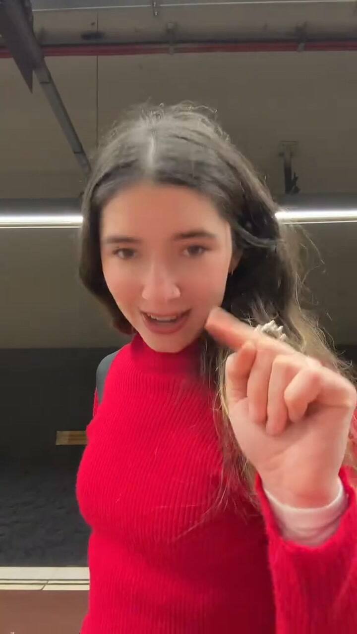 María, la hija de Verónica Varano, se lanzó como influencer en TikTok