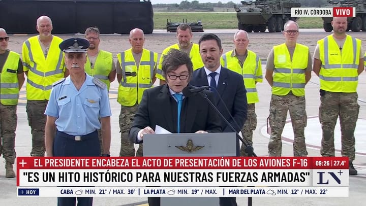 Los F-16 hicieron un vuelo rasante en Buenos Aires y Milei presento la flota en Cordoba