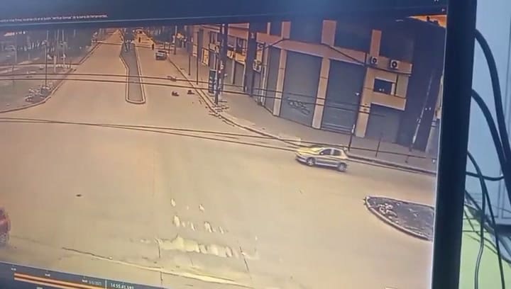 Dos motociclistas chocaron y murieron en el marco de una fuga