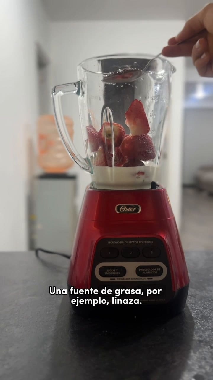 Cómo preparar un licuado de frutilla y linaza