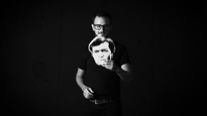 La vida oculta del escritor fantasma