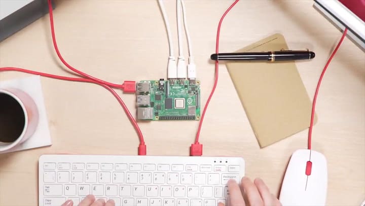 Así es la Raspberry Pi 4 modelo B - Fuente: YouTube
