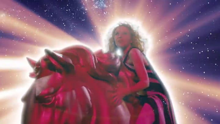 Kylie Minogue, 'Say Something' - Fuente: YouTube