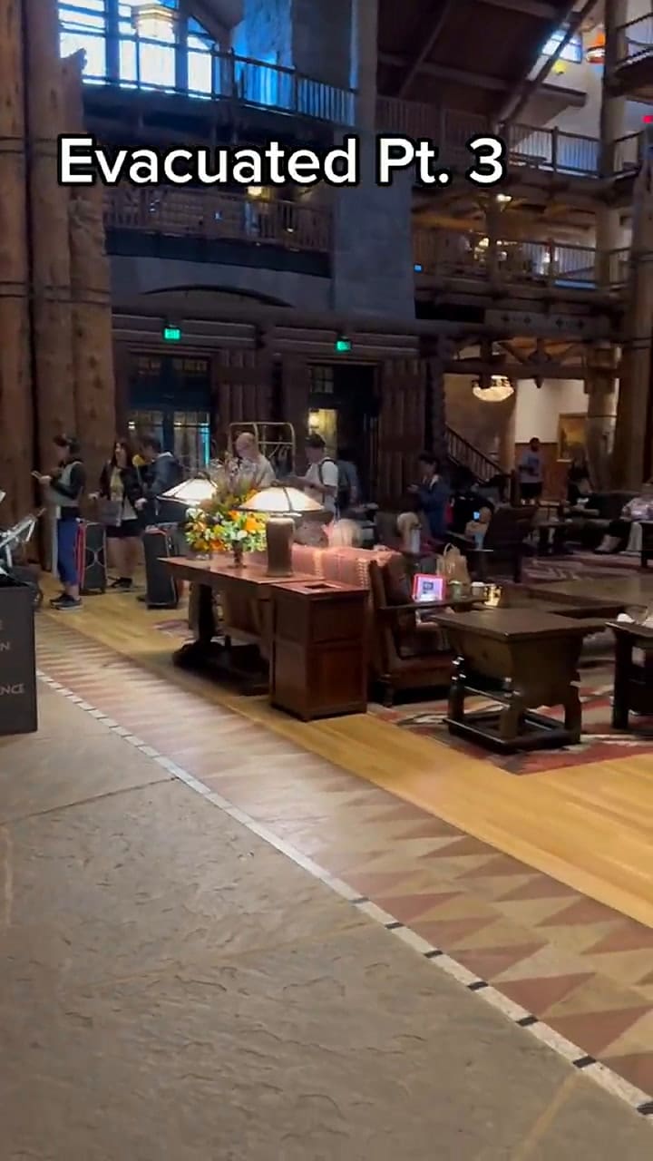 Cómo se vive un huracán en un hotel Disney