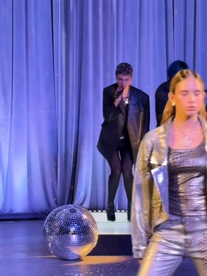 La hija de Andrés Calamaro y Julieta Cardinali debutó como modelo