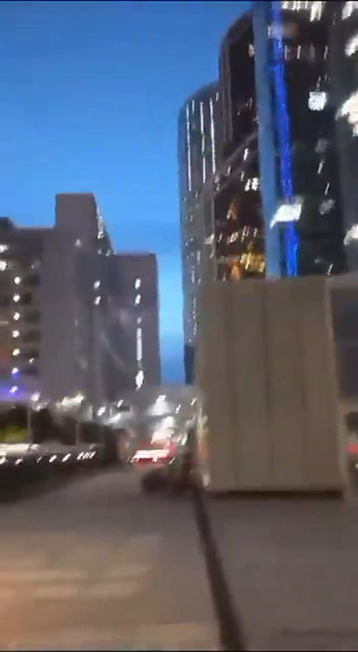 El momento del ataque al centro financiero de Moscú