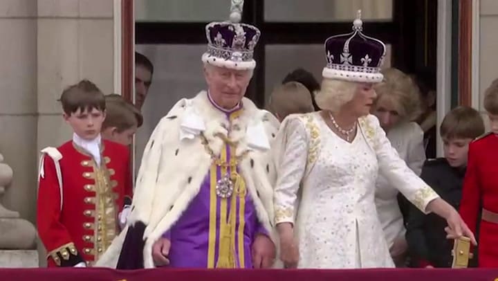 Saludo desde el balcón del Palacio de Buckingham