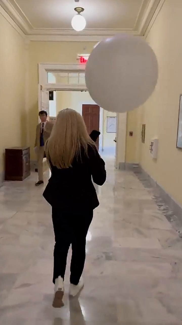 El video de la legisladora Taylor Greene