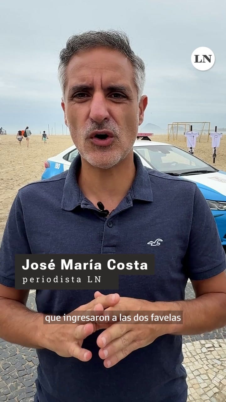 Homenaje a los policias caidos en Copacabana