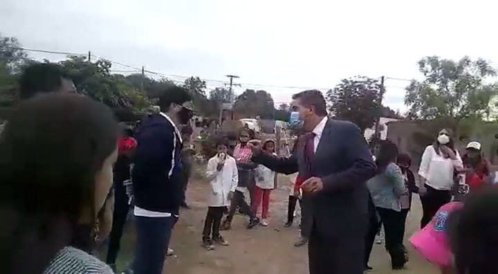 “Usted no cumplió, Gobernador”: Jorge Capitanich se enfrentó al reclamo de docentes chaqueños