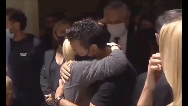 El conmovedor abrazo de Gallardo con Claudia
