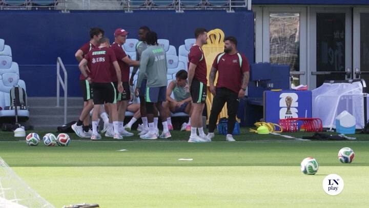 Suiza entrenó en Kansas City y espera por su estrella Manzambi para el partido más importante de su historia