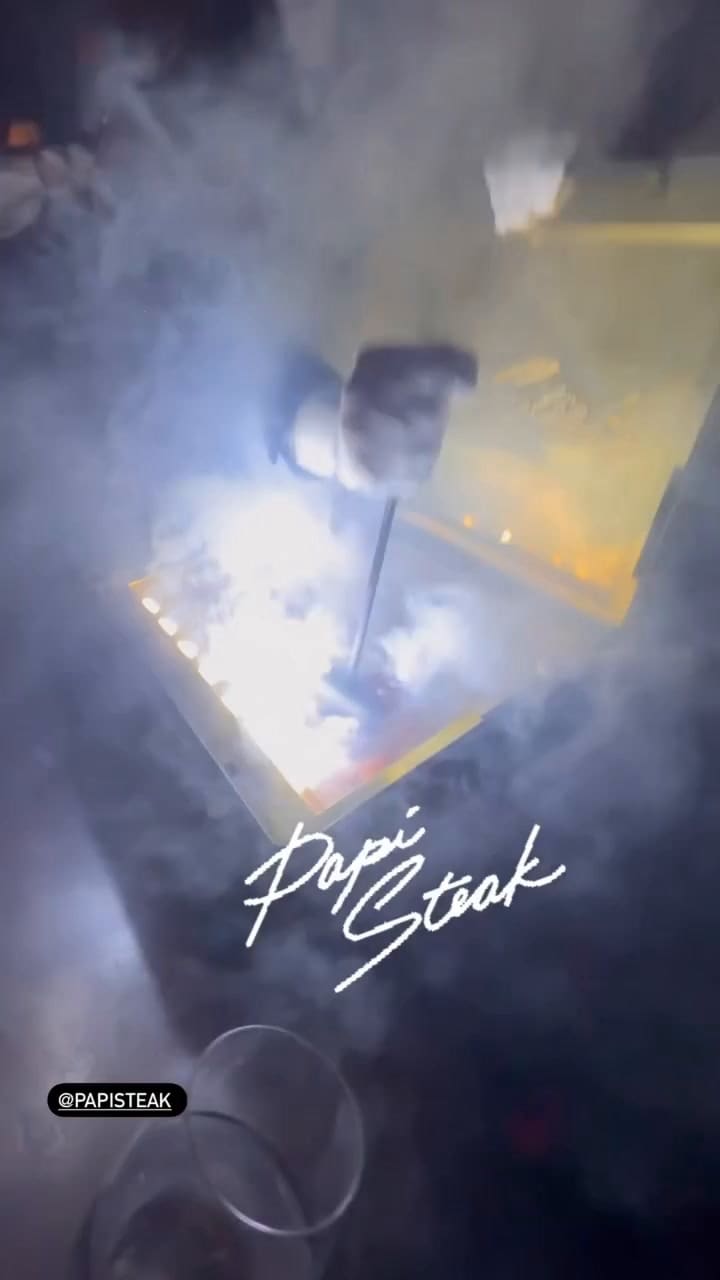 Así son las sorpresas en Papi Steak